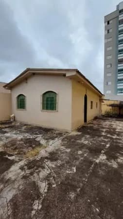 Casa com 3 quartos à venda, no Bairro Santa Mônica - Uberlândia/MG