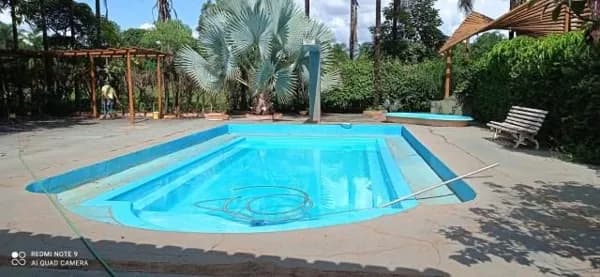 Chácara com 4 quartos à venda no Jockey Camping - Uberlândia/MG