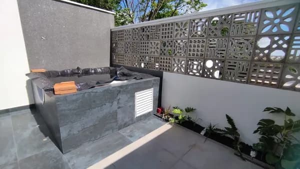 Casa com 3 quartos à venda, bairro Cidade Jardim - Uberlândia/MG