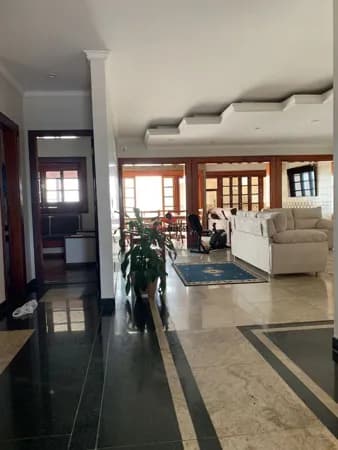 Casa com 4 quartos à venda no Bairro Tabajaras - Uberlândia/MG
