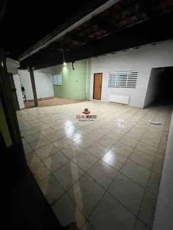 Casa com 3 quartos à venda, bairro Jardim Europa - Uberlândia/MG