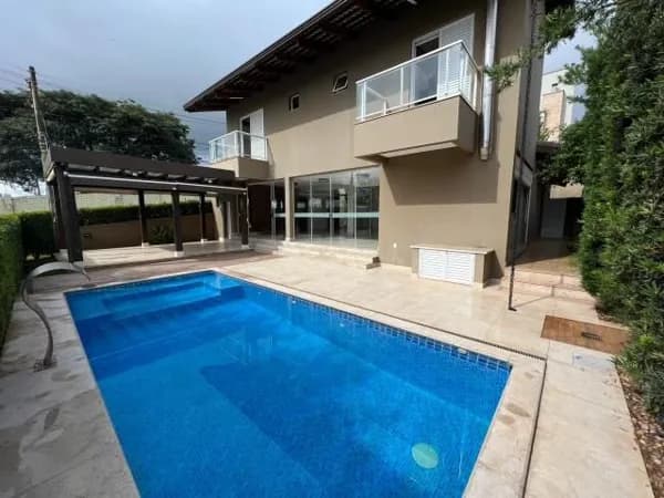 Casa com 3 quartos à venda, no Condomínio Jardins Barcelona - Uberlândia/MG