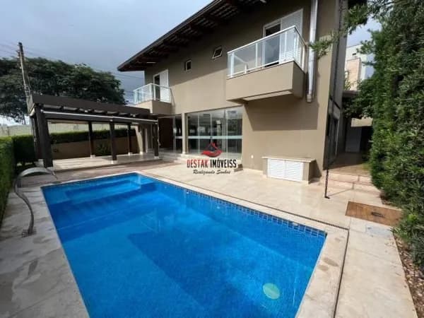 Casa com 3 quartos à venda, no Condomínio Jardins Barcelona - Uberlândia/MG