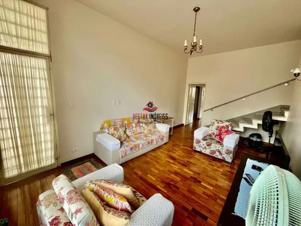 Casa com 3 quartos à venda no Bairro Lidice - Uberlândia/MG