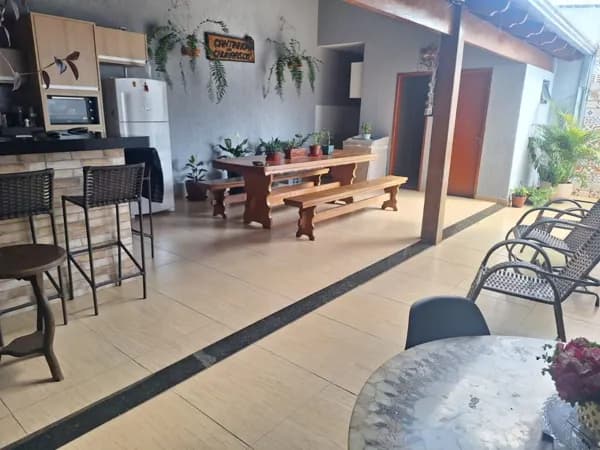 Casa com 3 quartos à venda, Bairro Luizote de Freitas - Uberlândia/MG