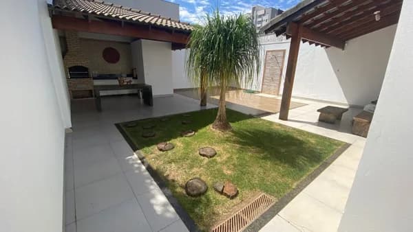 Casa com 3 quartos à venda bairro Novo Mundo - Uberlândia/MG