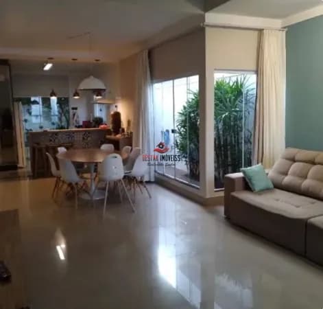 Casa com 4 quartos à venda no Condomínio Pinheiros - Uberlândia/MG