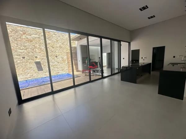 Casa com 3 quartos à venda no Bairro Vigilato Pereira - Uberlândia/MG