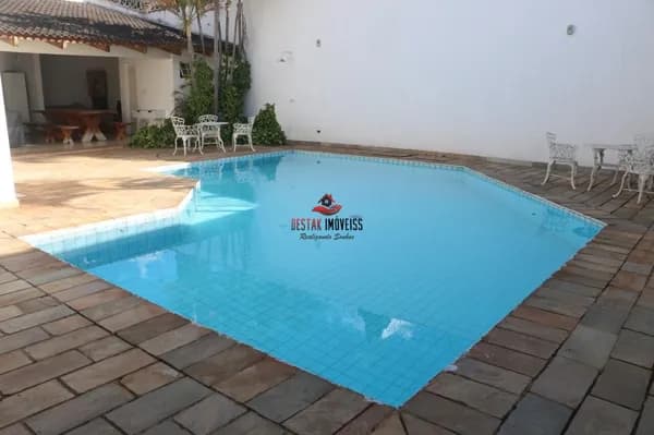 Casa à venda no bairro Cidade Jardim - Uberlândia - MG
