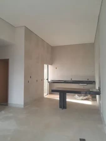 Casa em Uberlândia - Novo Mundo