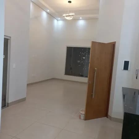 Casa com 3 quartos à venda, bairro Laranjeiras - Uberlândia/MG