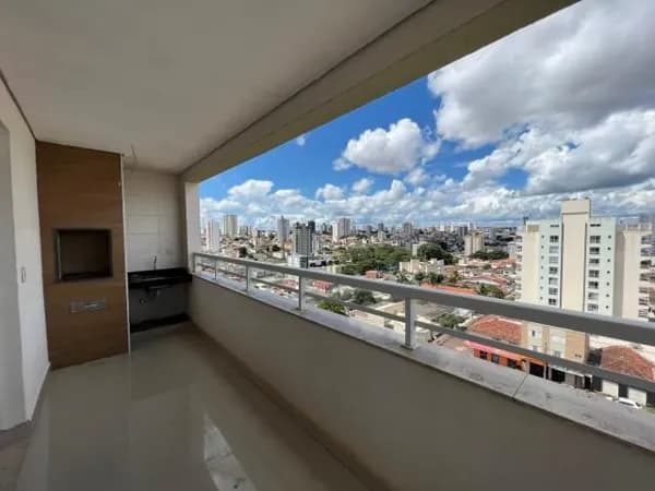 Apartamento com 3 quartos à venda no Bairro Vila Saraiva - Uberlândia/MG