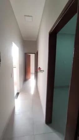 Casa com 3 quartos à venda no Bairro Portal do Vale - Uberlândia/MG