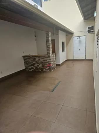 Casa com 3 quartos à venda bairro Brasil - Uberlândia/MG