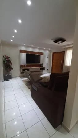 Casa com 3 quartos à venda no Bairro Taiaman - Uberlândia/MG
