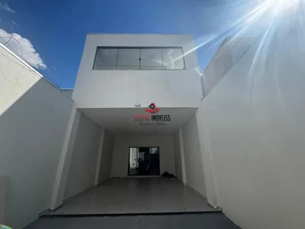 Sobrado com 3 quartos à venda bairro Aclimação - Uberlândia/MG