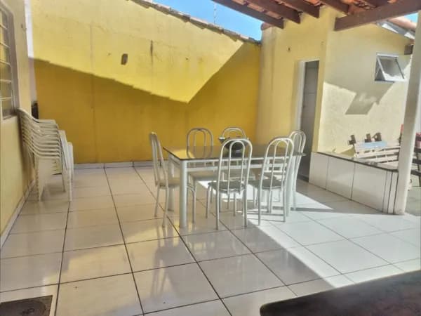 Casa à venda, 65 m² por R$ 350.000,00 - Presidente Roosevelt - Uberlândia/MG