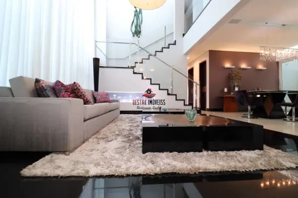 Casa com 6 quartos à venda no Bairro Jardim Colina - Uberlândia/MG