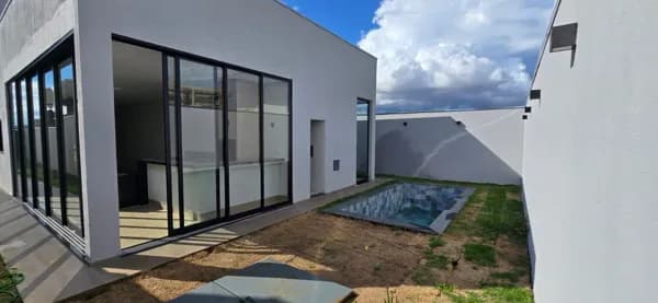 Casa com 3 quartos à venda no Condomínio Tamboré Uberlândia - Uberlândia/MG
