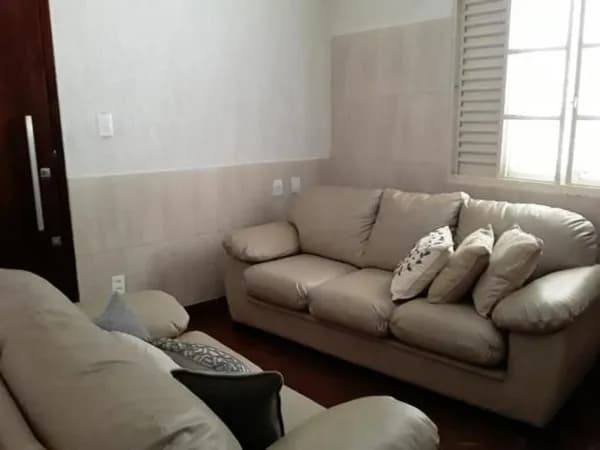 Casa com 3 quartos à venda no Bairro Santa Mônica - Uberlândia/MG