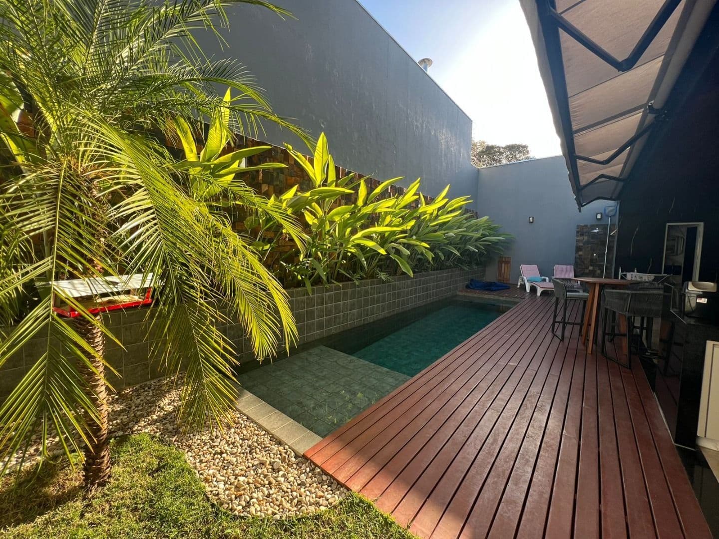 Sobrado com 3 quartos à venda, bairro Itapema Sul - Uberlândia/MG