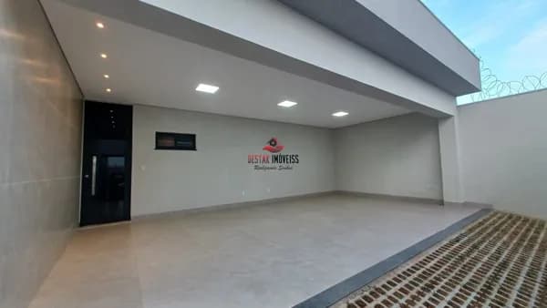 Casa com 3 quartos à venda, bairro Laranjeiras - Uberlândia/MG