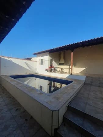 Casa com 3 quartos à venda no Bairro Cidade Jardim - Uberlândia/MG
