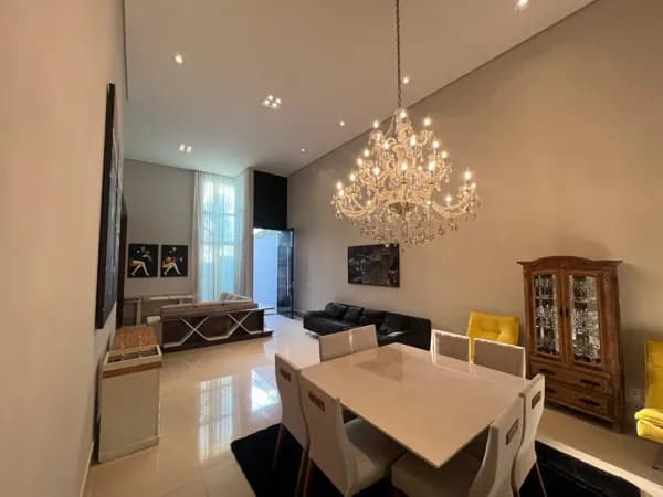 Casa com 3 quartos à venda, bairro Jardim Sul - Uberlândia/MG