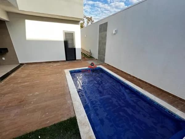 Casa em Uberlândia - Jardim Karaíba