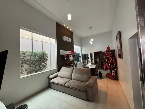Casa com 3 quartos à venda, bairro Santa Rosa - Uberlândia/MG