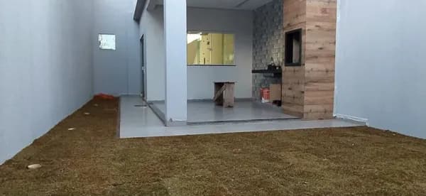 Sobrado com 3 quartos à venda, bairro Laranjeiras - Uberlândia/MG