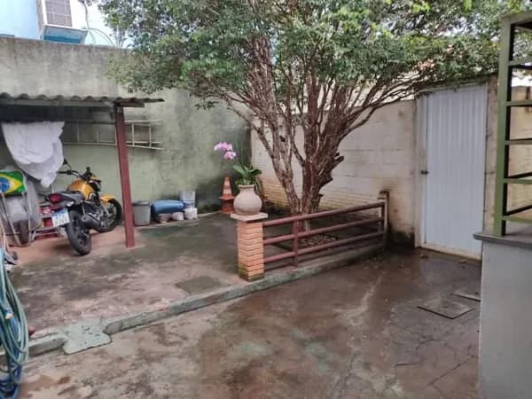 Sobrado à venda, 275 m² por R$ 350.000,00 - São Jorge - Uberlândia/MG