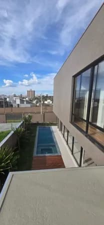 Casa com 3 quartos à venda, no Condomínio Tamboré - Uberlândia/MG
