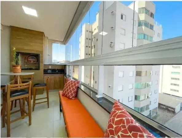 Apartamento com 3 quartos à venda, bairro Santa Mônica - Uberlândia/MG