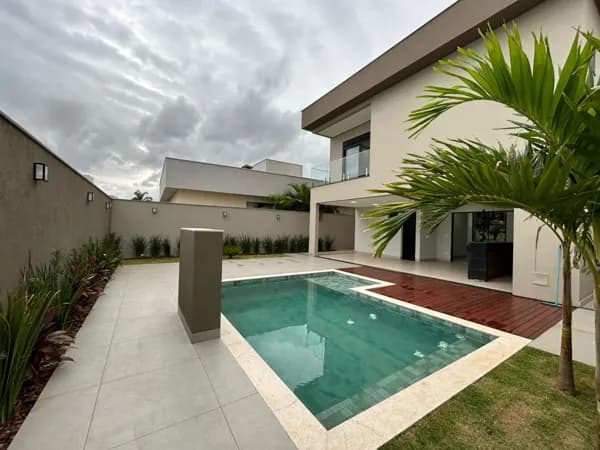 Sobrado com 3 quartos à venda Condominio Varanda Sul - Uberlândia/MG