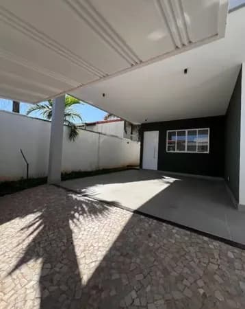 Casa com 2 quartos à venda, Bairro Cidade Jardim - Uberlândia/MG