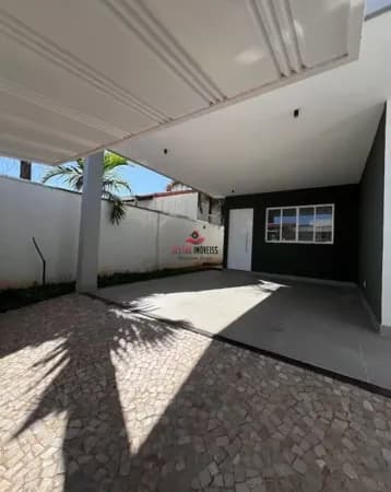 Casa com 2 quartos à venda, Bairro Cidade Jardim - Uberlândia/MG