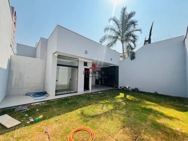 Casa com 3 quartos à venda, bairro Novo Mundo - Uberlândia/MG