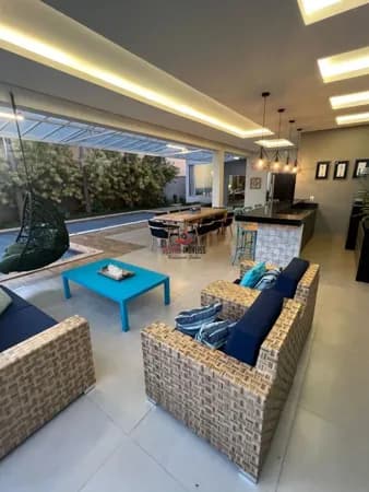 Casa com 4 quartos à venda no Bairro Morada da Colina - Uberlândia/MG