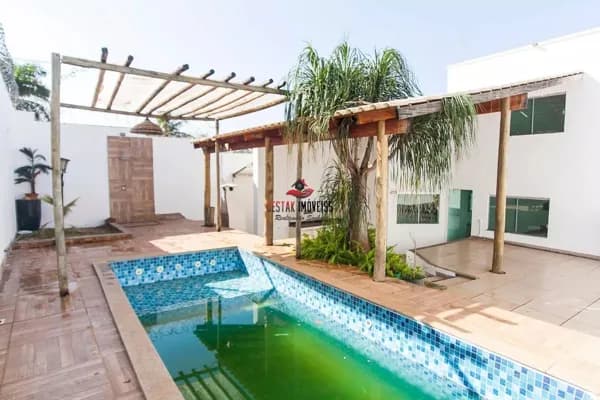 Sobrado com 5 quartos à venda, Bairro Jardim Karaíba - Uberlândia/MG