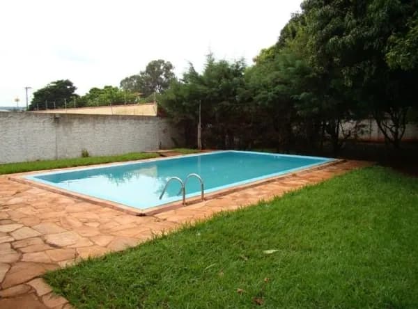 Casa com 4 quartos à venda Bairro Cidade Jardim - Uberlândia/MG