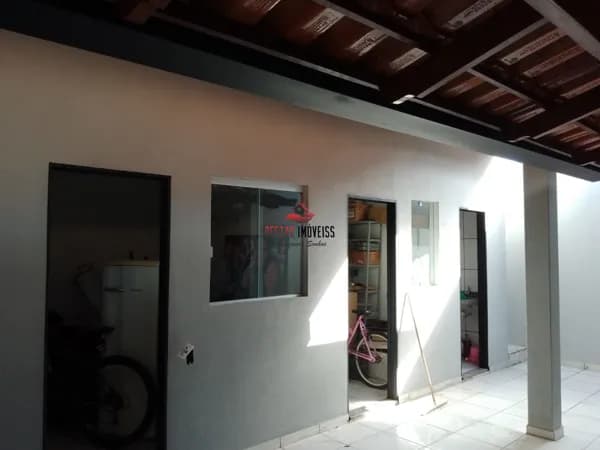 Sobrado com 5 quartos à venda no Bairro Alto Umuarama - Uberlândia/MG