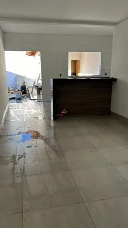 Casa com 3 quartos à venda no Bairro Planalto - Uberlândia/MG