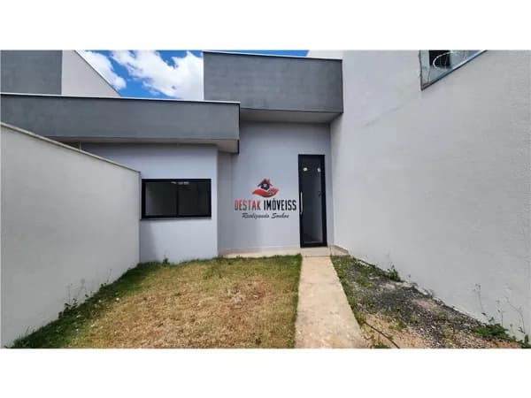 Casa com 3 quartos à venda no Bairro Aclimação - Uberlândia/MG