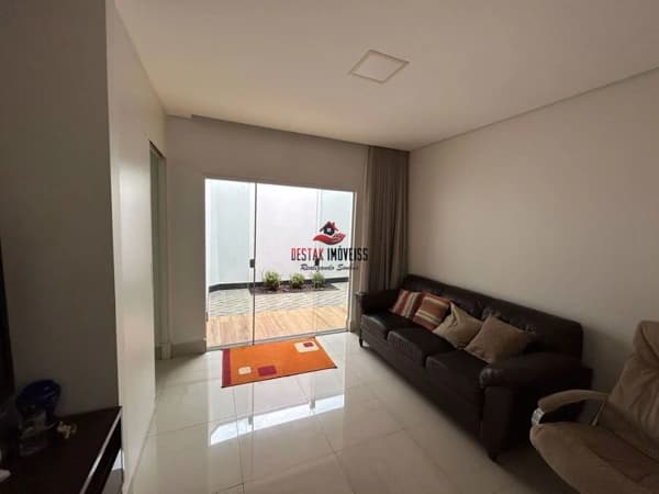 Casa em Uberlândia - Jardim América II