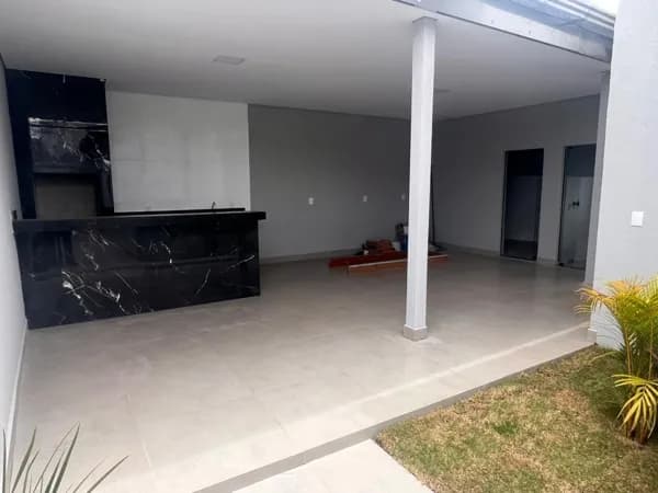 Casa com 3 quartos à venda, bairro Nova Uberlândia - Uberlândia/MG