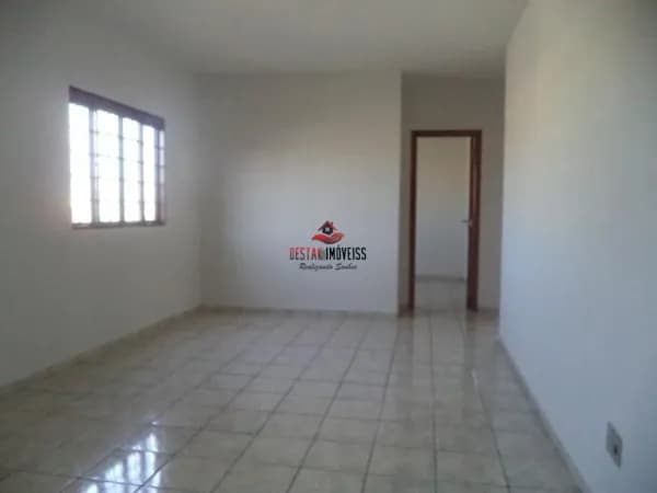 Sobrado à venda, 390 m² por R$ 650.000,00 - Santa Mônica - Uberlândia/MG