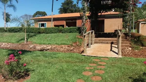 Chácara com 3 quartos à venda, Cruzeiro dos Peixotos - Uberlândia/MG
