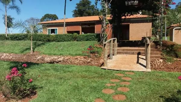 Chácara com 3 quartos à venda, Cruzeiro dos Peixotos - Uberlândia/MG