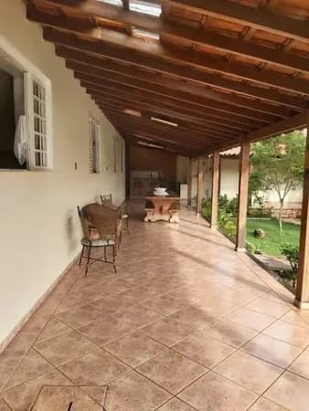 Casa com 4 quartos à venda no Bairro Vigilato Pereira - Uberlândia/MG